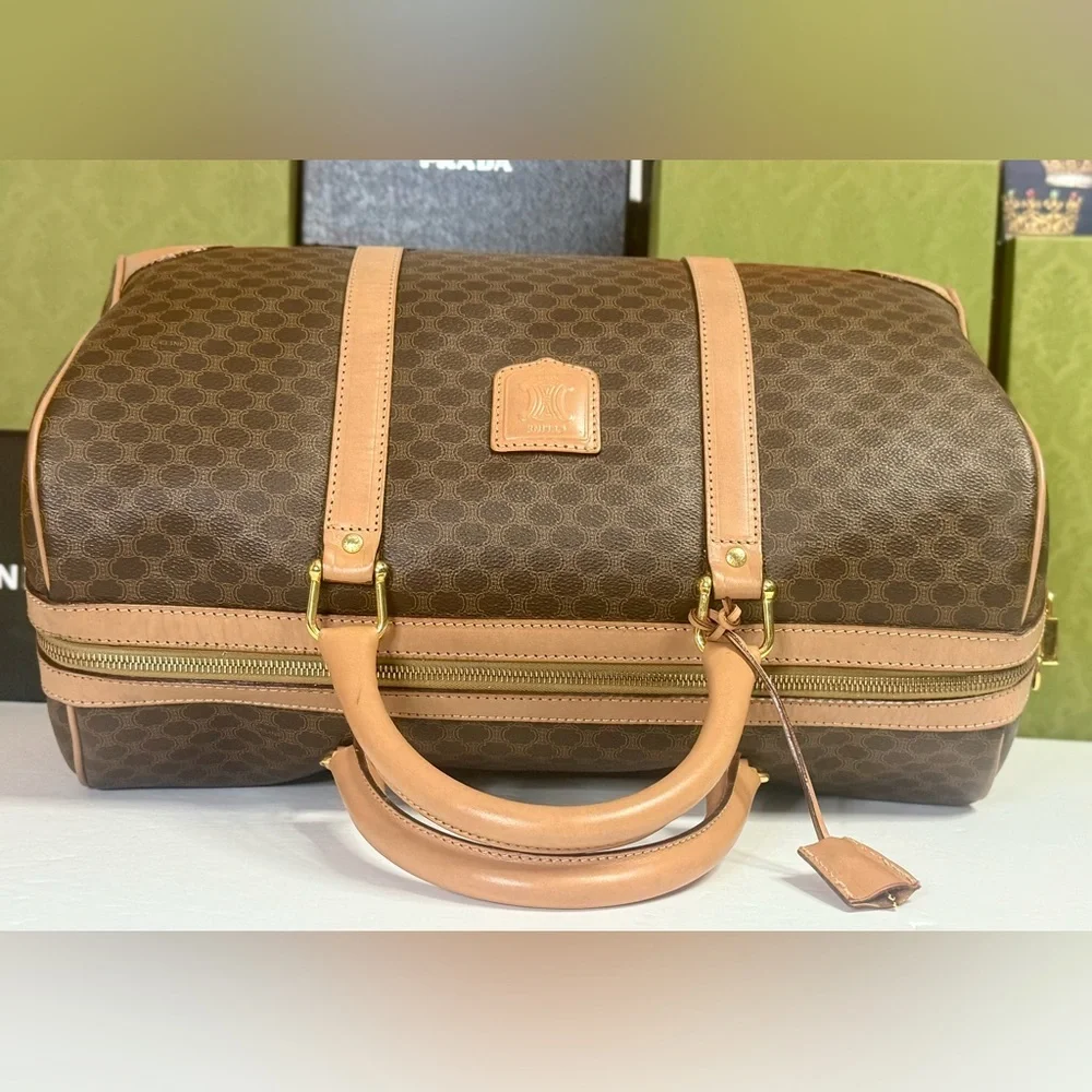 Auth CÈLINE Preowned EUC Tan and Brown Macadam Patterned Boston Bag with🔐